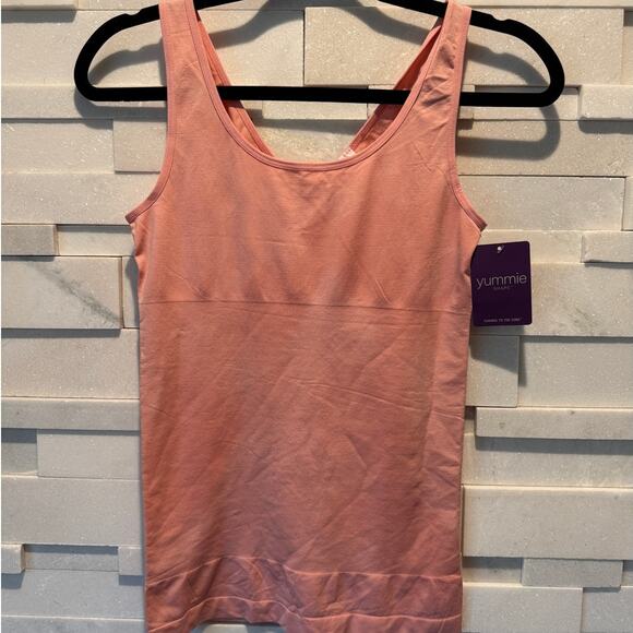 YUMMIE NWT 2-Way Shaping Tank  Outlast® Seamless Petal Pink English Rose M/L - Picture 2 of 6